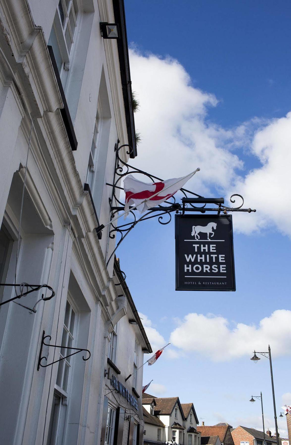 Oyo White Horse Hotel Storrington Εξωτερικό φωτογραφία